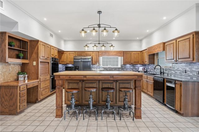 9255 County Road 2226, Taft, TX 78390