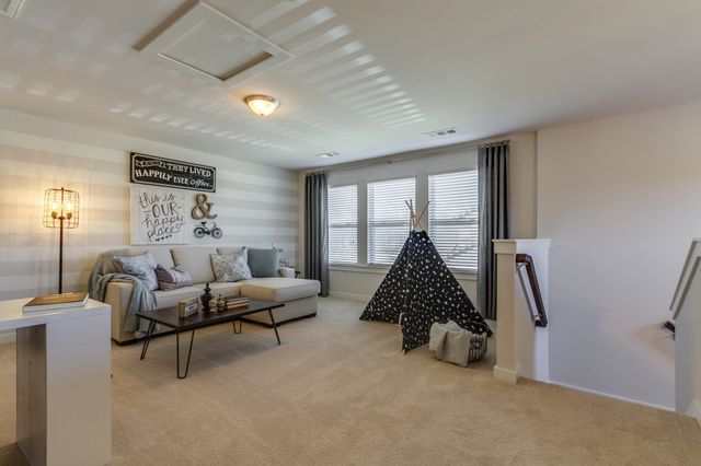 1325 Gentry Drive, Clarksville, TN 37043