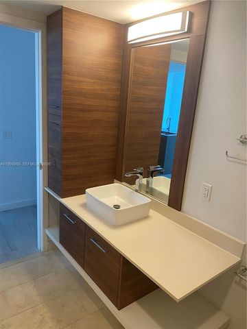 601 NE 27TH ST 1107, Miami, FL 33137