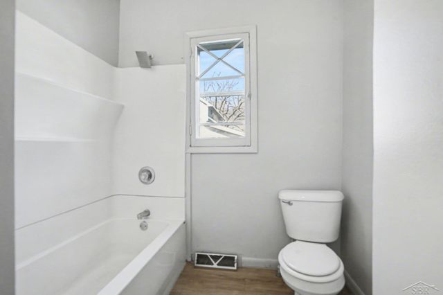 814 Mackinaw Street, Saginaw, MI 48602