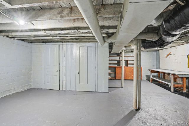 814 Mackinaw Street, Saginaw, MI 48602