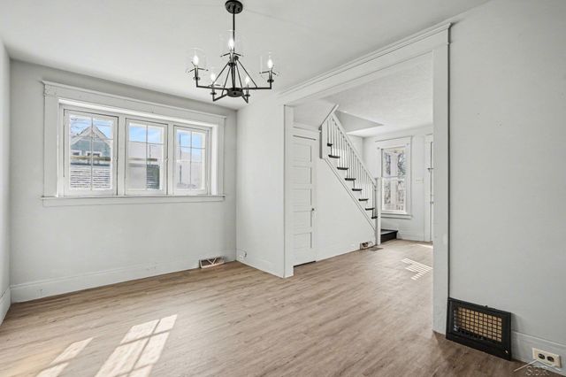 814 Mackinaw Street, Saginaw, MI 48602