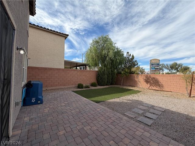 9386 Barcolobo Avenue, Las Vegas, NV 89148