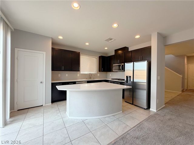 9386 Barcolobo Avenue, Las Vegas, NV 89148