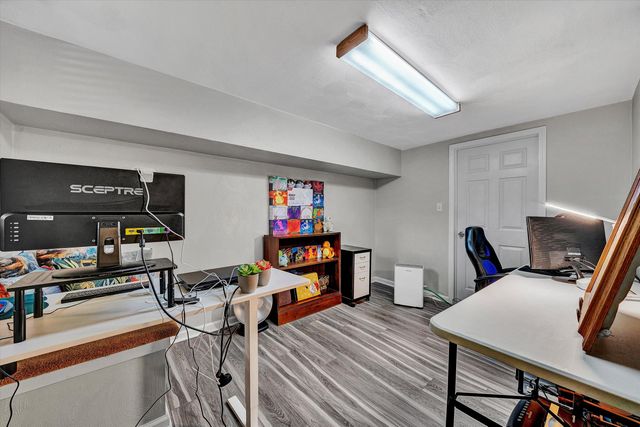 3736 Barberry AVE, Roanoke, VA 24017