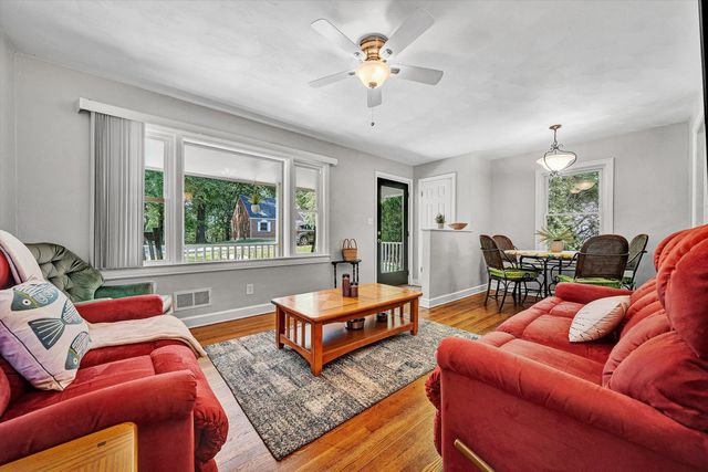 3736 Barberry AVE, Roanoke, VA 24017