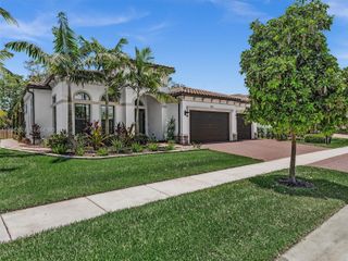 7680 Cavern Ln, Parkland, FL 33067