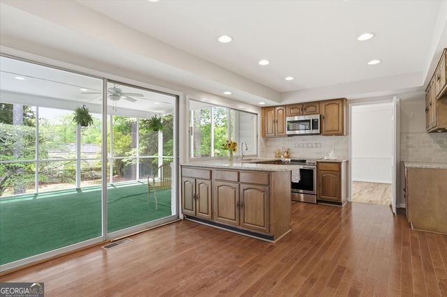 3750 Fox Hills Drive SE, Marietta, GA 30067