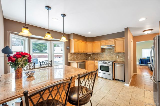 132 Midwood Avenue, Nesconset, NY 11767