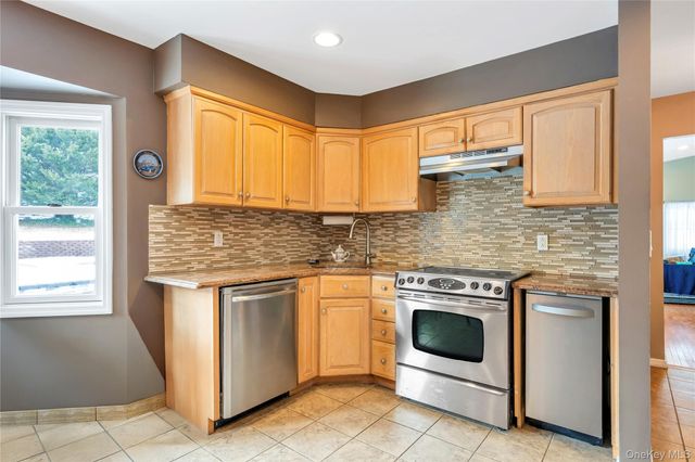 132 Midwood Avenue, Nesconset, NY 11767