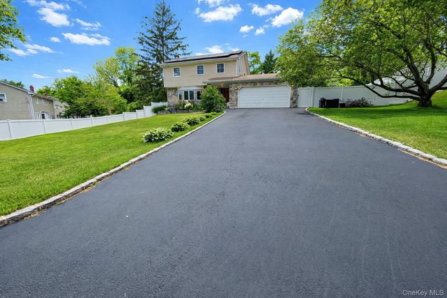 132 Midwood Avenue, Nesconset, NY 11767