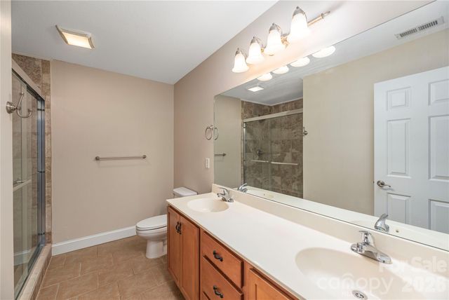 8 Kaylor Drive, Arden, NC 28704