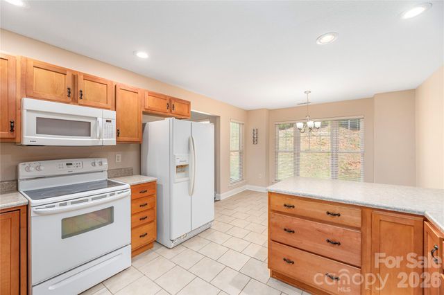 8 Kaylor Drive, Arden, NC 28704