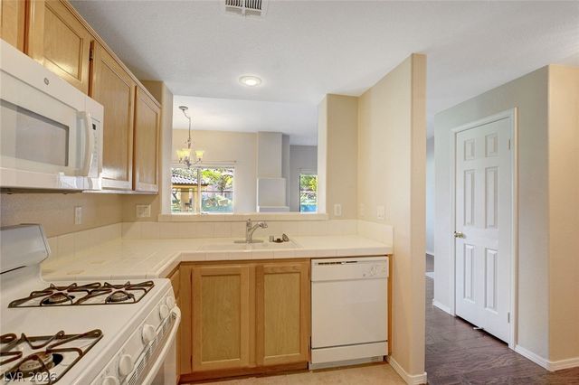 8501 West University Avenue 1107, Las Vegas, NV 89147