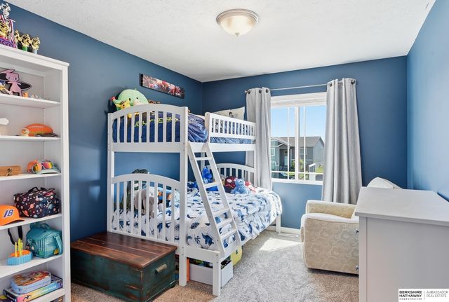 7716 N 147th Avenue Circle, Bennington, NE 68007