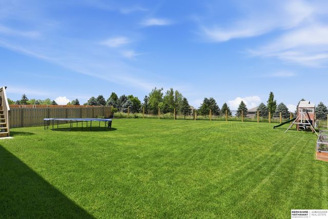 7716 N 147th Avenue Circle, Bennington, NE 68007