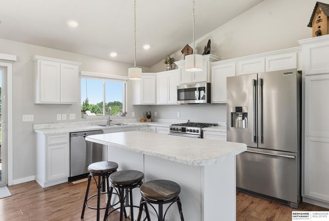 7716 N 147th Avenue Circle, Bennington, NE 68007