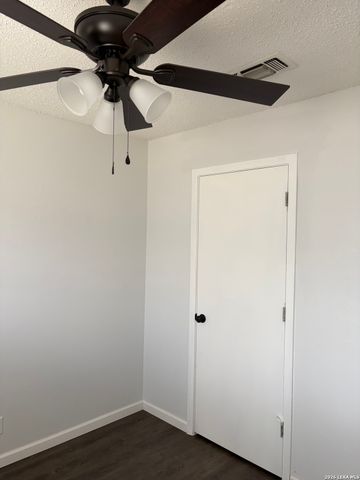 3602 Bremen Ave, San Antonio, TX 78210