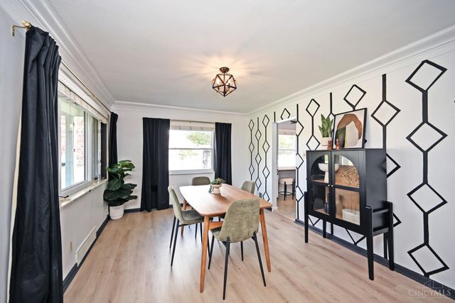 8040 Sagamore Drive, Amberley, OH 45236