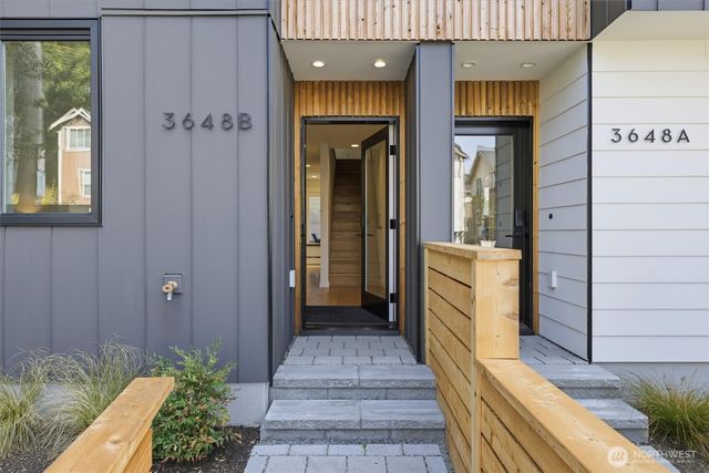 3648 B Greenwood Avenue N, Seattle, WA 98103
