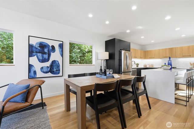 3648 B Greenwood Avenue N, Seattle, WA 98103