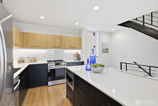 3648 B Greenwood Avenue N, Seattle, WA 98103