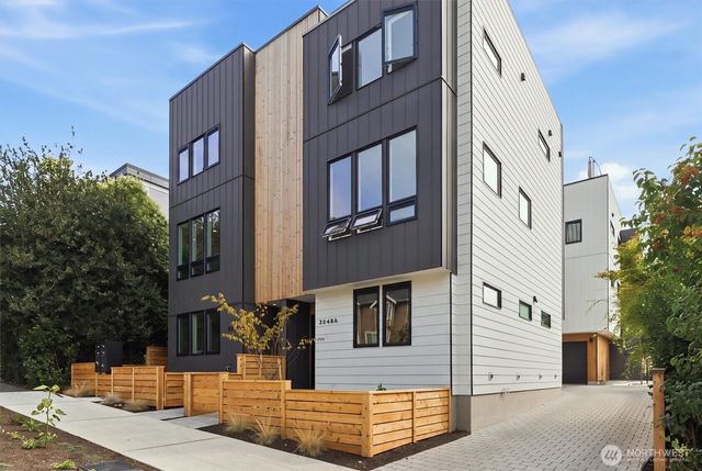 3648 B Greenwood Avenue N, Seattle, WA 98103
