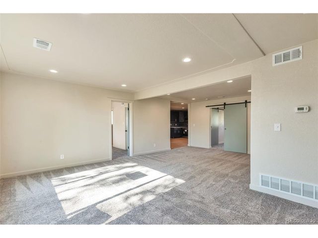 815 Zion St, Aurora, CO 80011