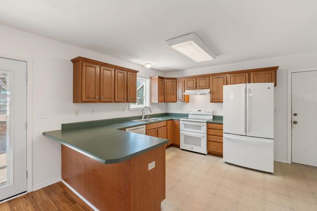 325 Malachi Court, Inman, SC 29349