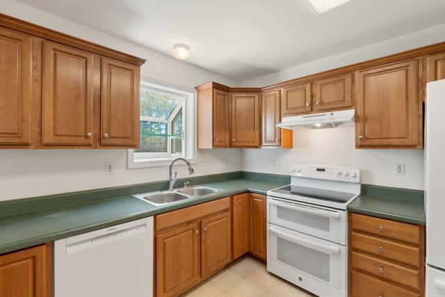 325 Malachi Court, Inman, SC 29349