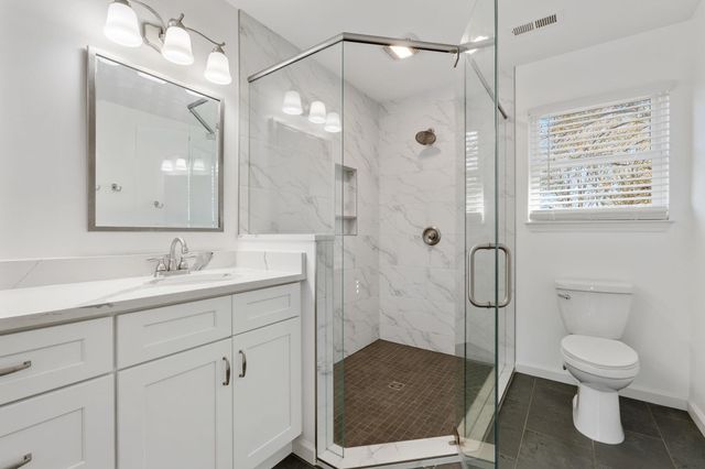 325 Malachi Court, Inman, SC 29349