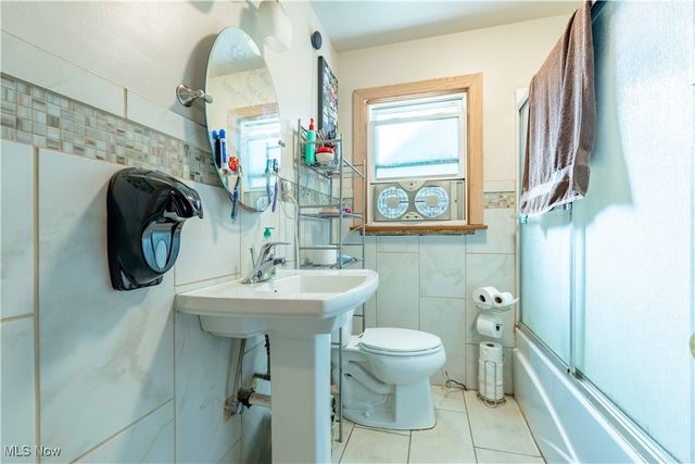 3831 11th Street SW, Canton, OH 44710