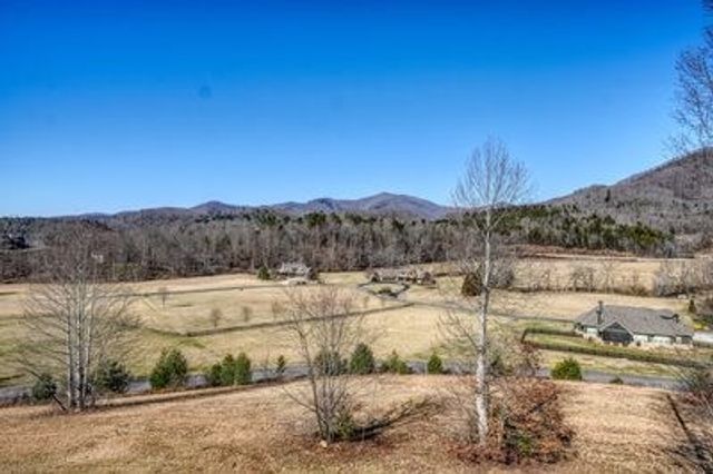 256 Windy Reed Drive, Hiawassee, GA 30546