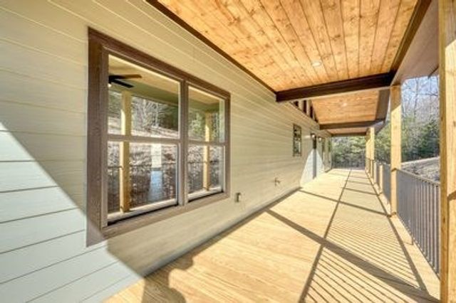 256 Windy Reed Drive, Hiawassee, GA 30546