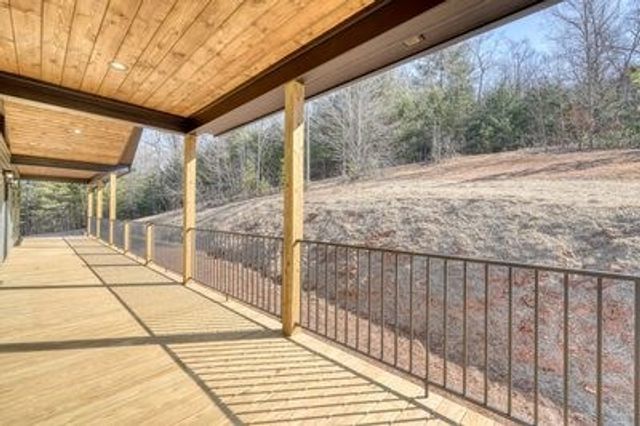 256 Windy Reed Drive, Hiawassee, GA 30546