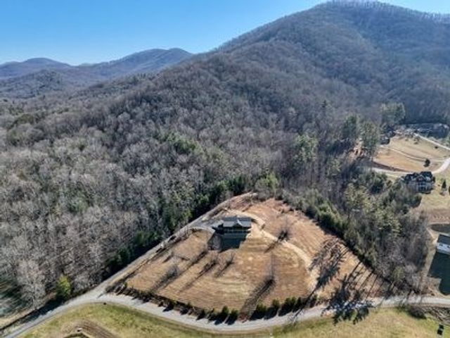 256 Windy Reed Drive, Hiawassee, GA 30546