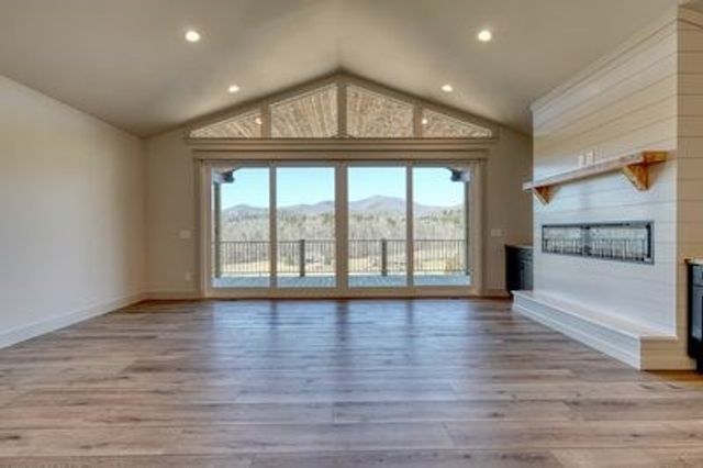 256 Windy Reed Drive, Hiawassee, GA 30546