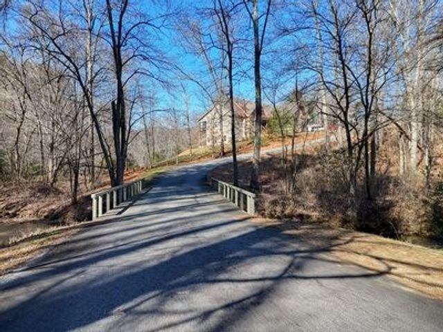 256 Windy Reed Drive, Hiawassee, GA 30546