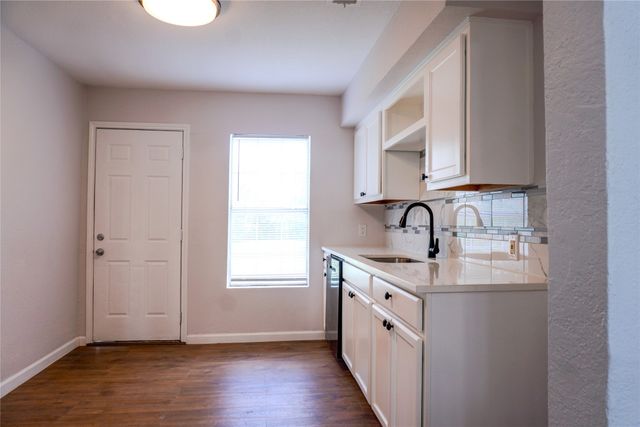 3229 Hardeman Street, Fort Worth, TX 76119