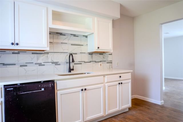 3229 Hardeman Street, Fort Worth, TX 76119