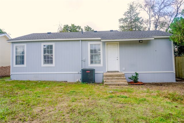 3229 Hardeman Street, Fort Worth, TX 76119