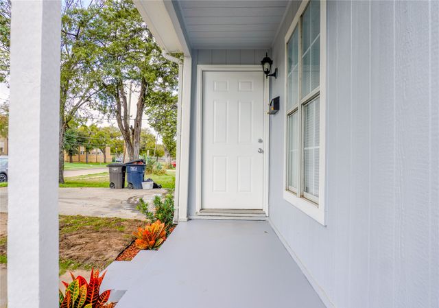 3229 Hardeman Street, Fort Worth, TX 76119