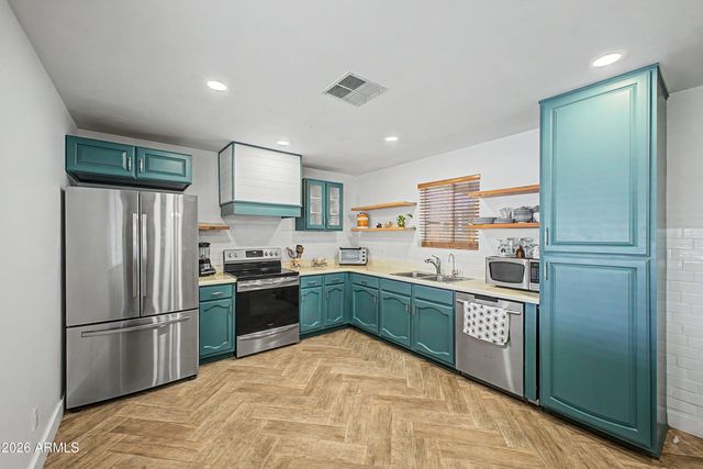 2313 E OBREGON Street, Tempe, AZ 85288