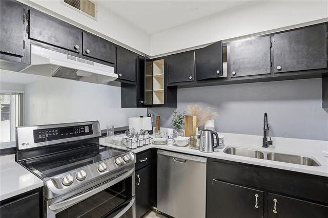 4411 SW 34TH STREET 906, Gainesville, FL 32608