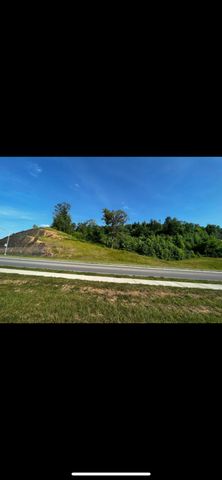 9999 Memorial Drive, Manchester, KY 40962