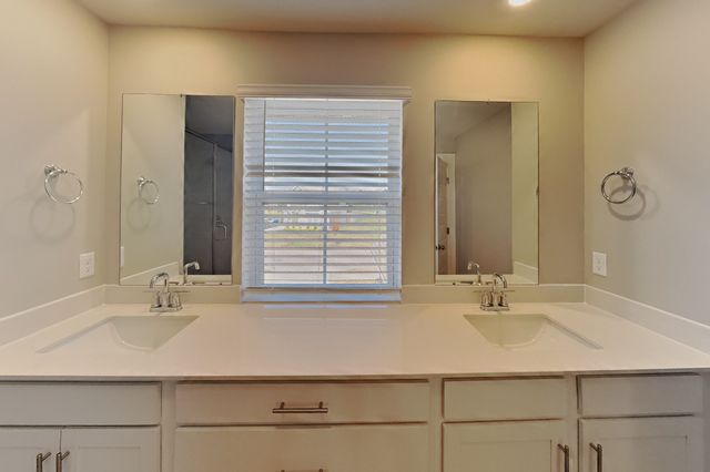 368 Park Glen Dr, Mount Juliet, TN 37122