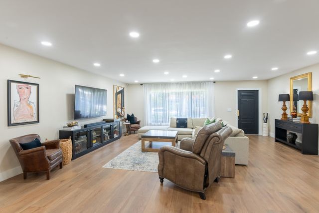335 Franklin Road, West Palm Beach, FL 33405