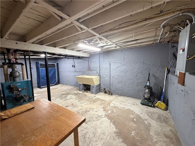 714 Willett Avenue, East Providence, RI 02915