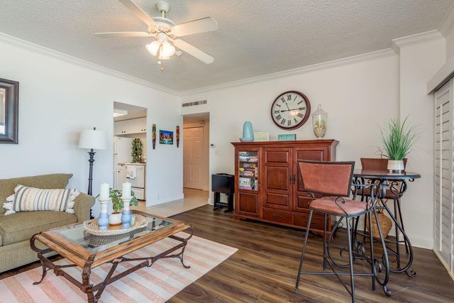 880 MANDALAY AVENUE C509, Clearwater Beach, FL 33767