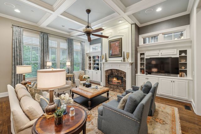 1025 Falling Leaf Cir, Brentwood, TN 37027